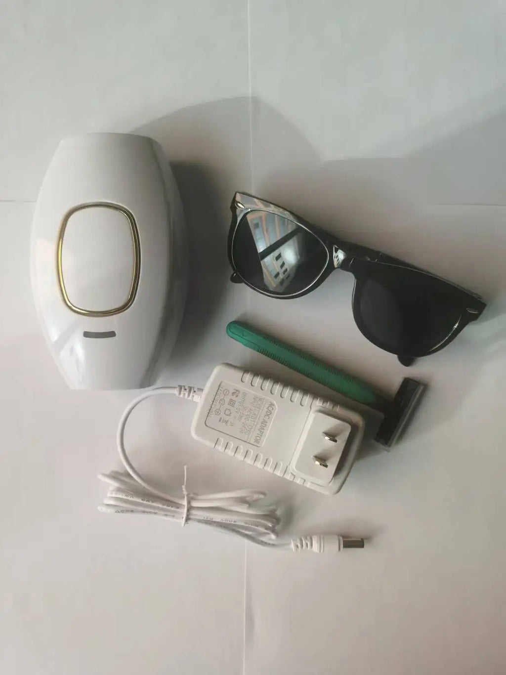 “Smooth, hair-free skin at home — no more shaving or waxing.”