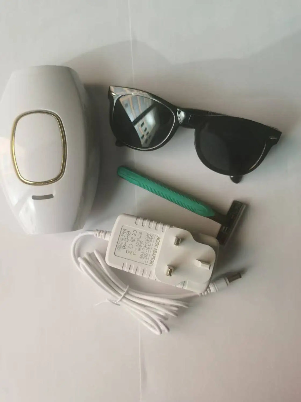 “Smooth, hair-free skin at home — no more shaving or waxing.”